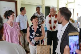 Visite de l'hôpital de Futuna par Madame Annick Girardin Ministre des Outre-mer